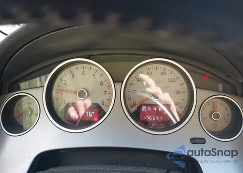 2011 Volkswagen Routan Se из США, поврежденный, VIN 2V4RW3DGXBR716871